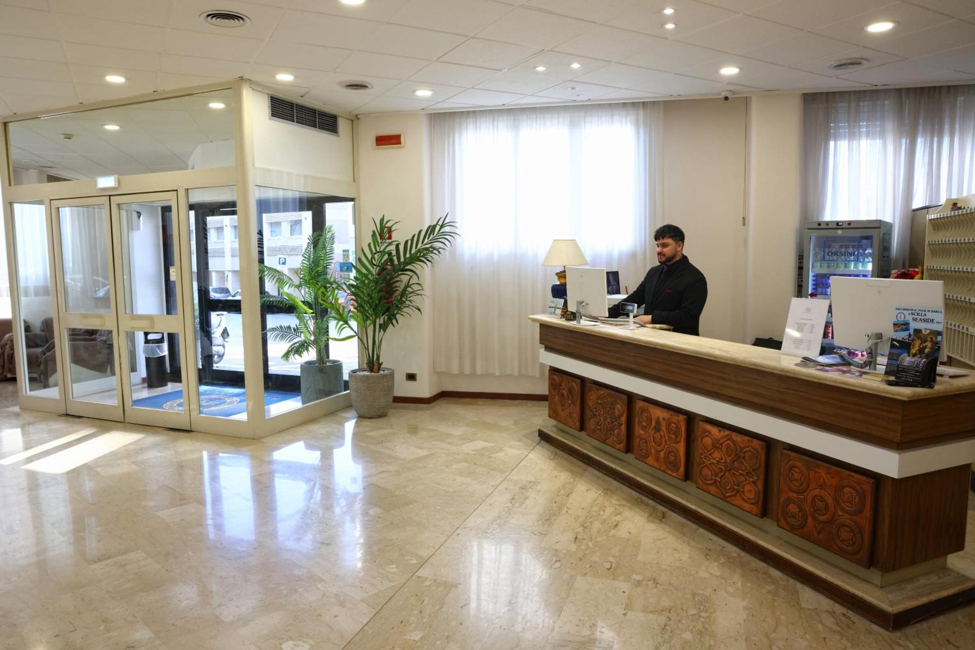 Hotel Palace Masoanri'S Reggio di Calabria Eksteriør bilde